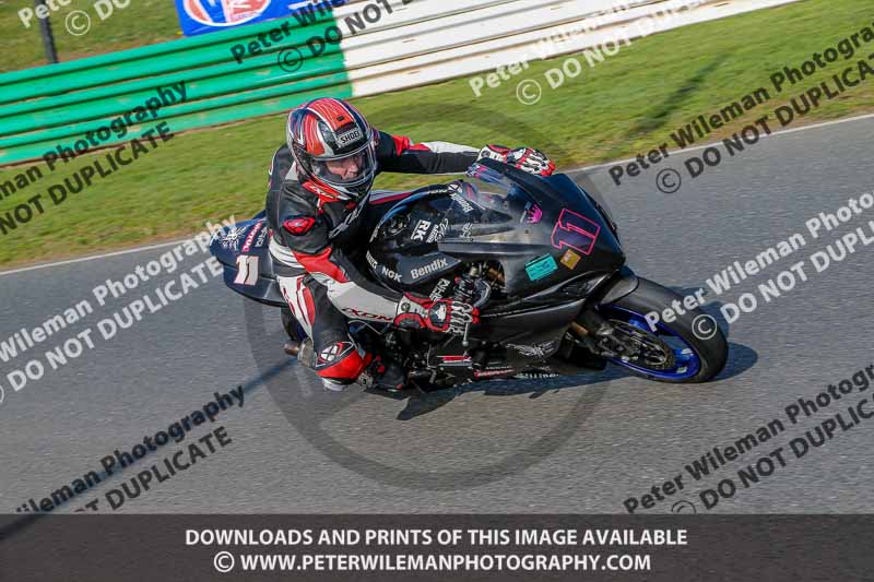 PJM Wedding Photography;enduro digital images;event digital images;eventdigitalimages;mallory park;mallory park photographs;mallory park trackday;mallory park trackday photographs;no limits trackdays;peter wileman photography;racing digital images;trackday digital images;trackday photos